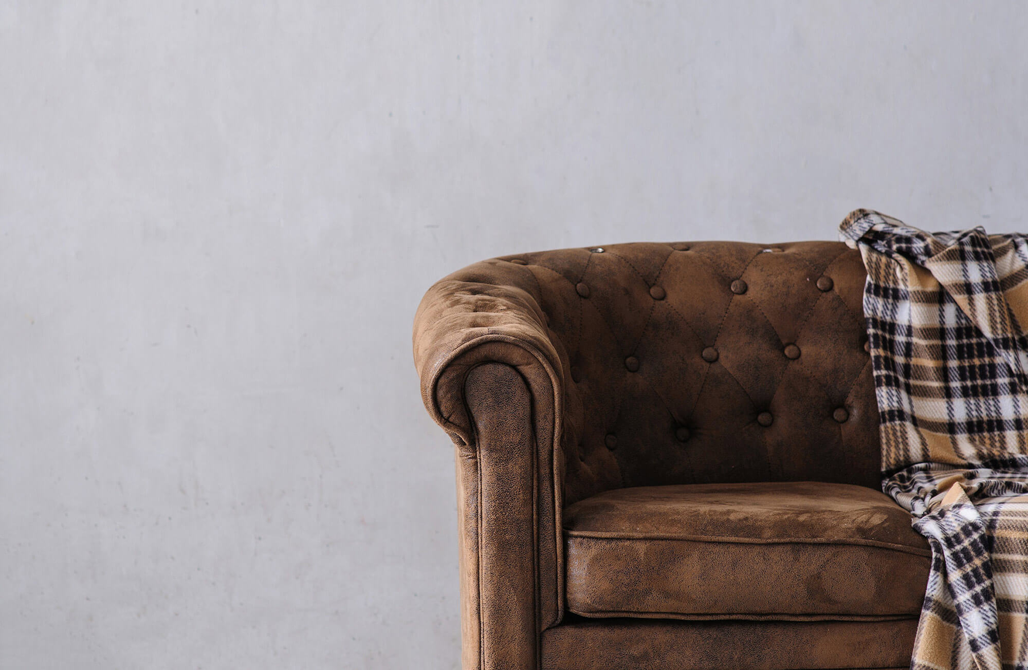 Not Knowing Everything About Your Therapist Is a Good Thing—Here’s Why
